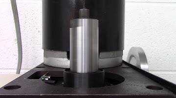 G0704 Spindle wobble