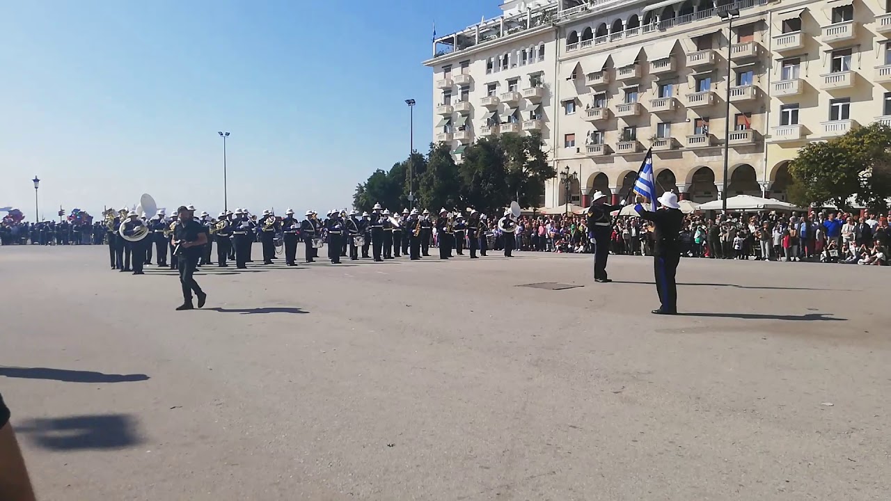 Σχηματισμοί ακριβείας απο την Μπάντα του Πολεμικού Ναυτικού. Θεσσαλονίκη 2019