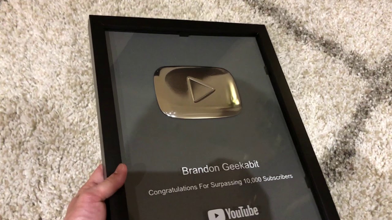 Replica Youtube Play Button For 10 000 Subs Most Realistic Replica On Ebay Youtube