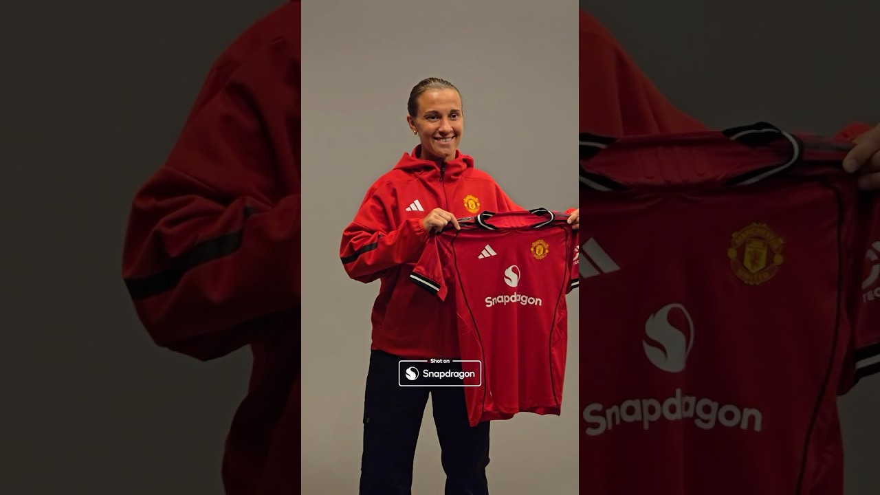 Julia Zigiotti’s FIRST DAY At United 🤩🤳