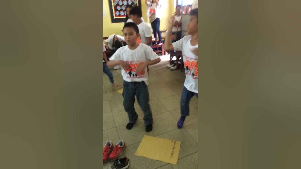 This is How you do the Paper Dance game YouTube