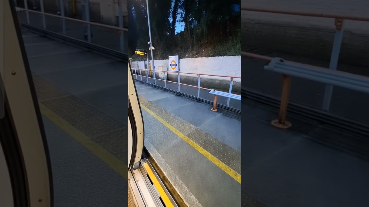 London Overground Windrush Line Closing Door Sound Change