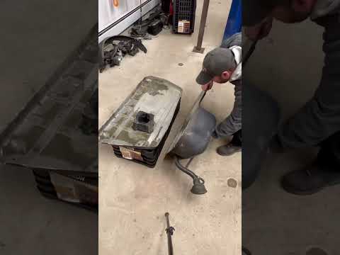 BMW E34 M5 Fuel Tank Welding #shorts #bmw #bmwm5 #restoration #cars #automotive #diy #repair