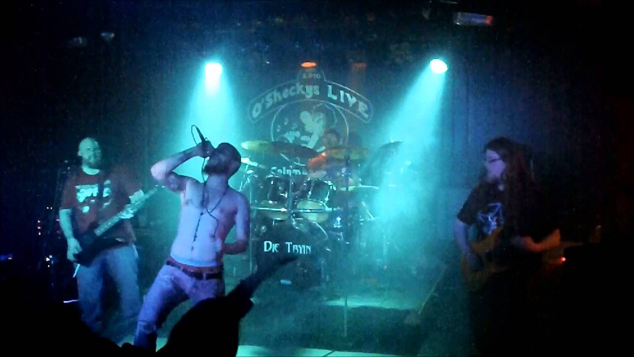 Sleduj die tryin hard rock song blood trails at O'Sheckys Live 3/1/14 na YouTube