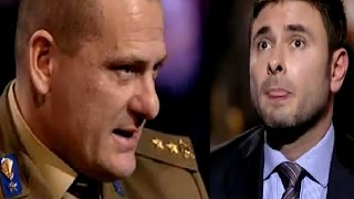 Alessandro Di Battista giustifica terroristi ISIS ma viene umiliato dal Tenente C Gianfranco Paglia