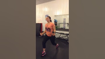 Forward Lunge & Bicep Curl