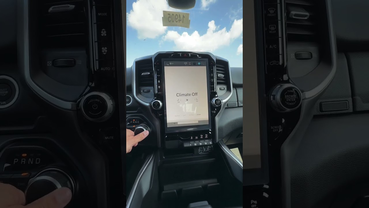 The 2023 RAM 1500 Big Horn 4x4 Crew Cab