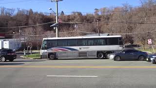 New Jersey Transit 2001 MCI D4000 #7927 On The 158 @ River Road & Edgewater Commons