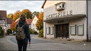 Mit 19 auf der Straße, kaufte sie für 5 € das alte Dorfkino — was im Vorführraum lag…