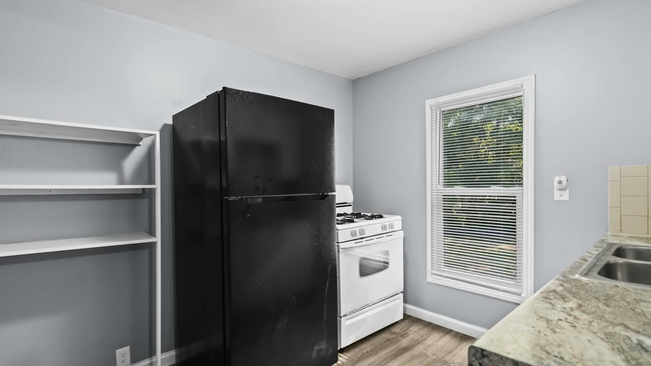 1428 n 11th  Rear Springfield il 62702