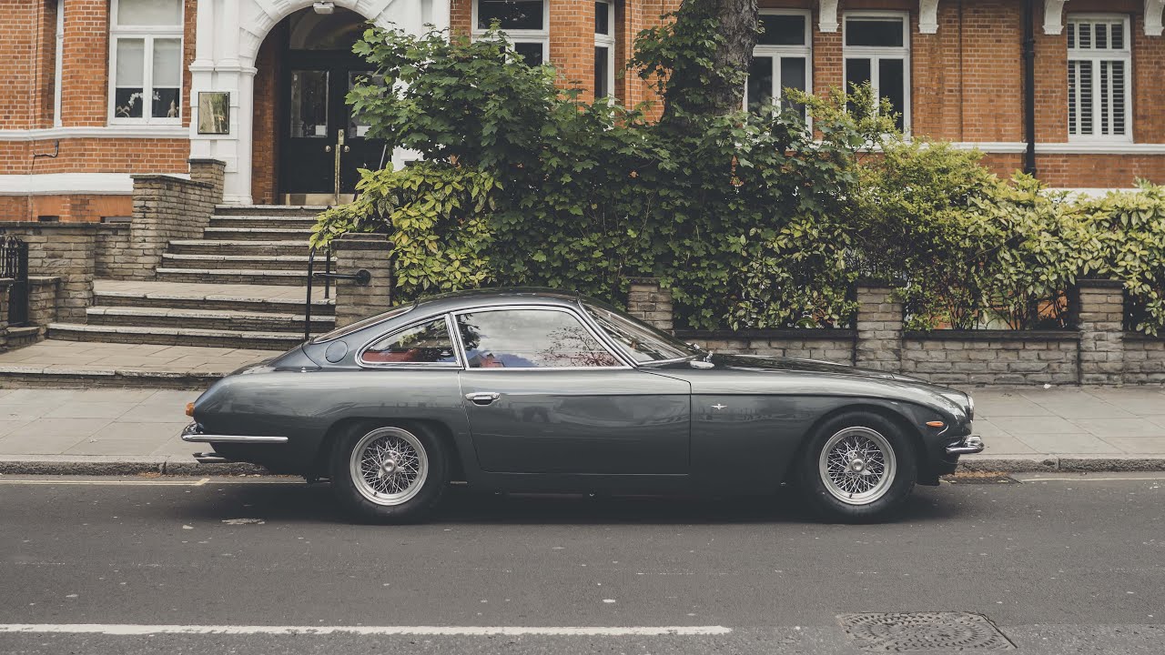 A journey through The Beatles Swinging 60s with Lamborghini 400 GT 22