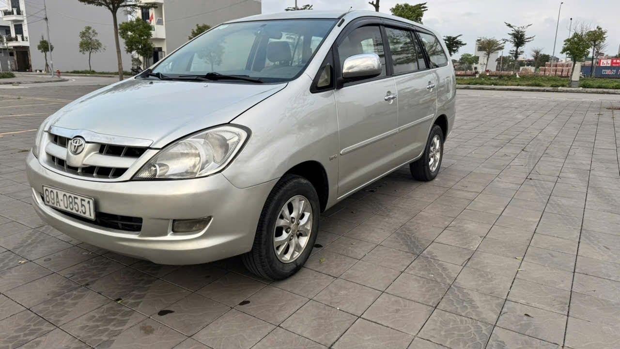 Toyota innovar hơn 100 xe đẹp lắm ( 0342.181.444)