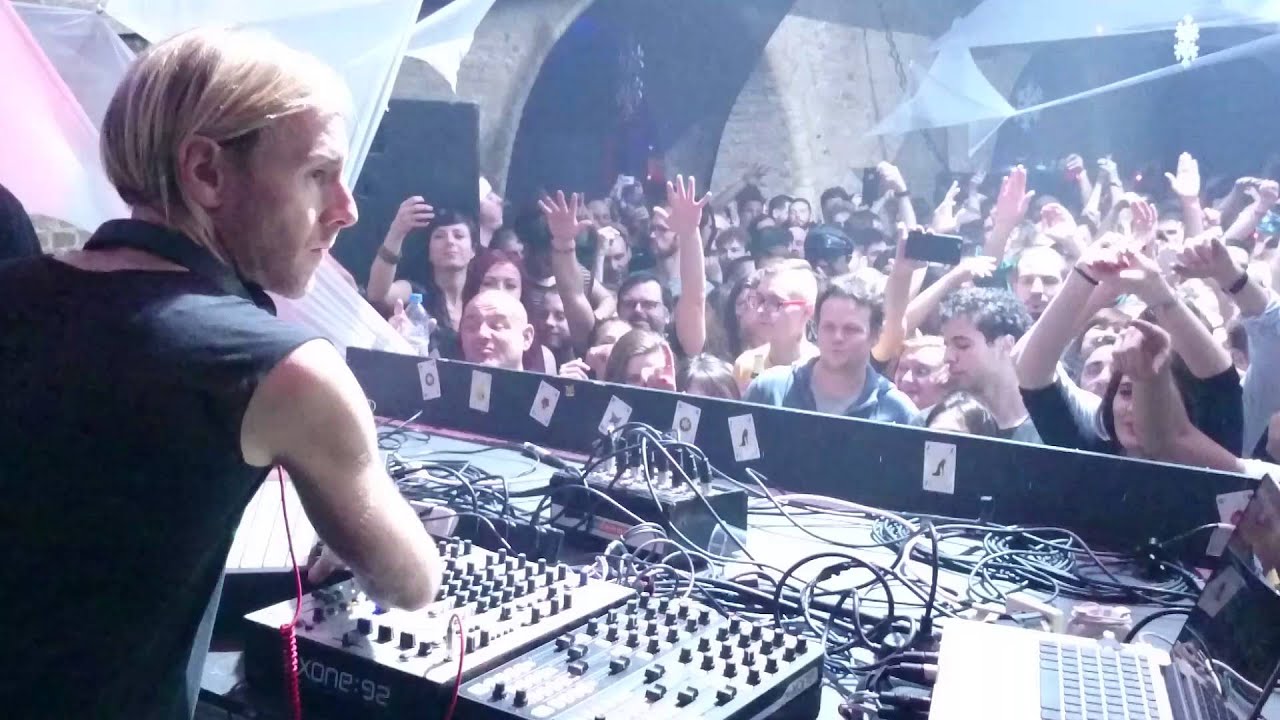 Richie Hawtin @ the Steelyard London 2015