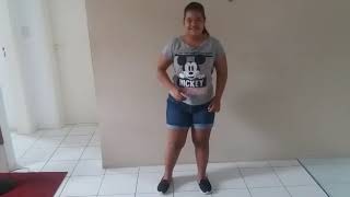 Dançando Com Karen Adolescente Down Dançando