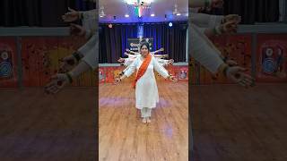 Ae Watan I Independence Day Dance l Raazi l YouTube Shorts l #dance  #aewatan  #independenceday screenshot 5