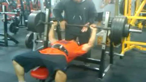 Charles Simeone benching 445 RAW @218 pounds