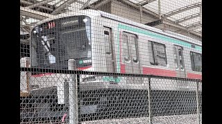 急行中央林間行きの東急5000系5110Fが梶が谷駅（DT11）１番線を通過する