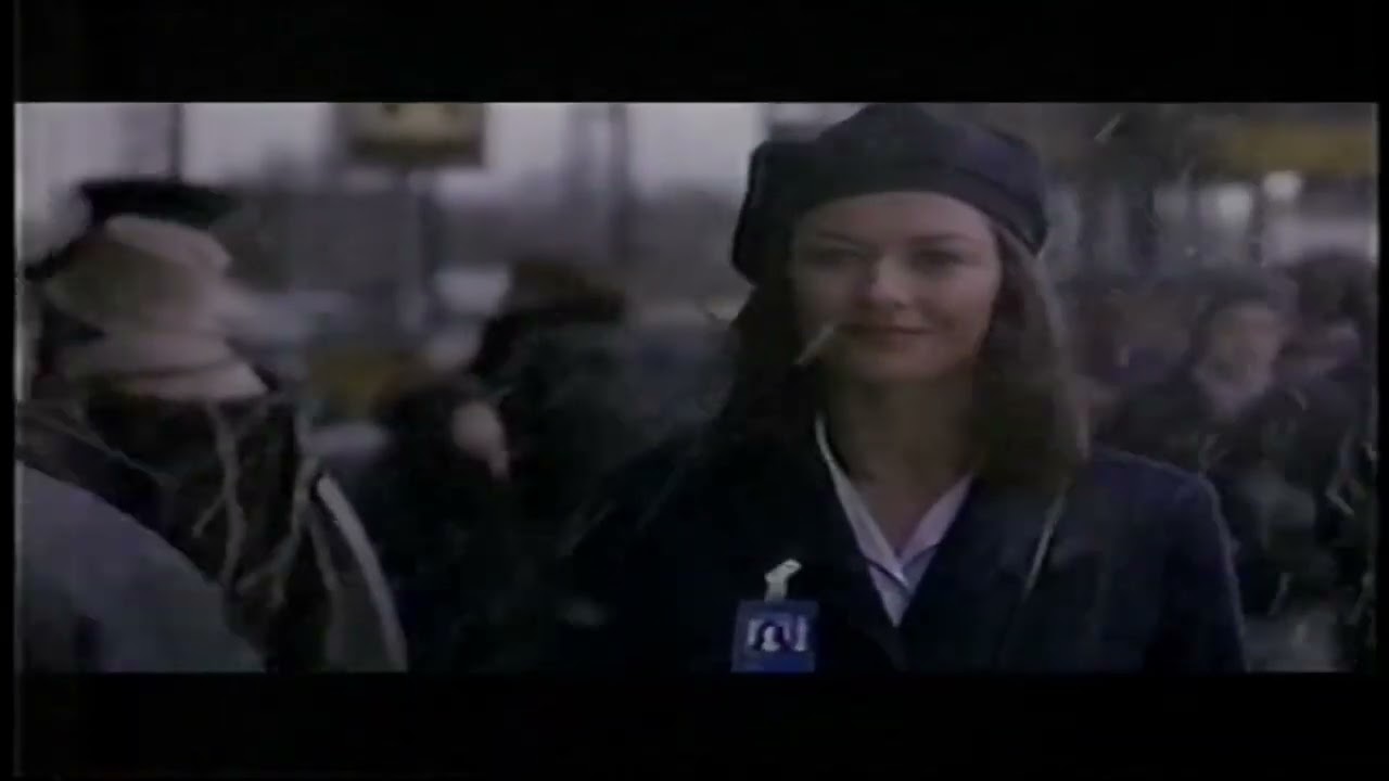 The Terminal (2004) - TV Spot #2