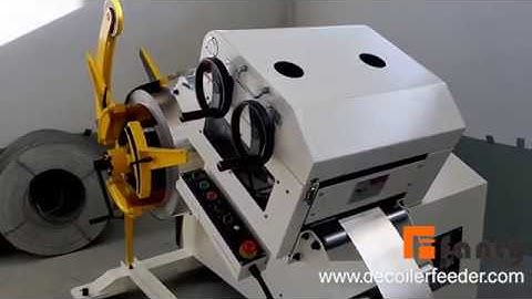 Uncoiler Straightener machine 2 in 1 and servo feeder machine work at our Europe customer factory
