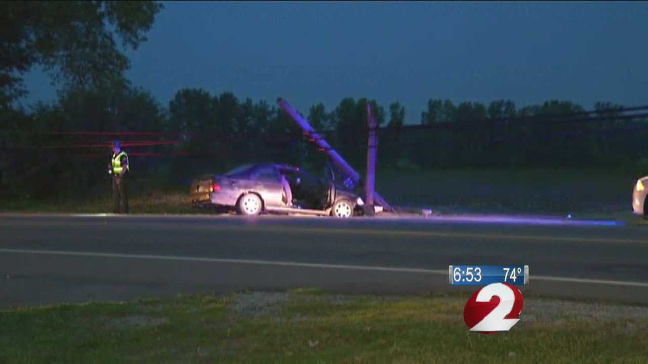 Driver trapped in car for 90 minutes after crash - YouTube