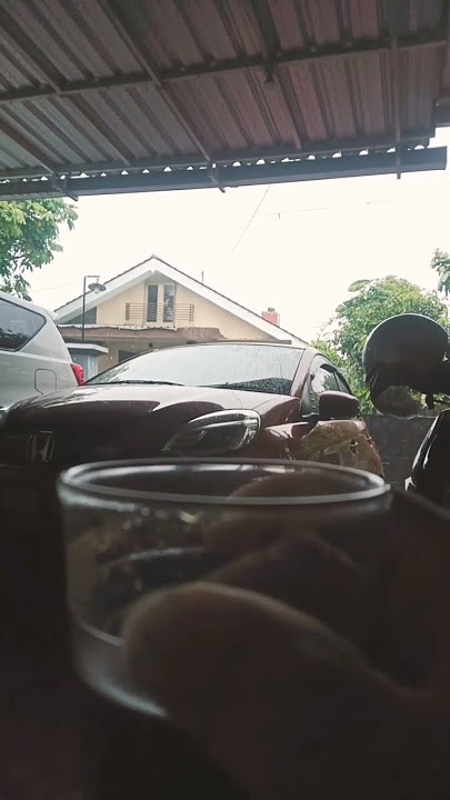 Segelas Kopi disaat Hujan Datang #kopihitam #fotocopy #kalihwelasku