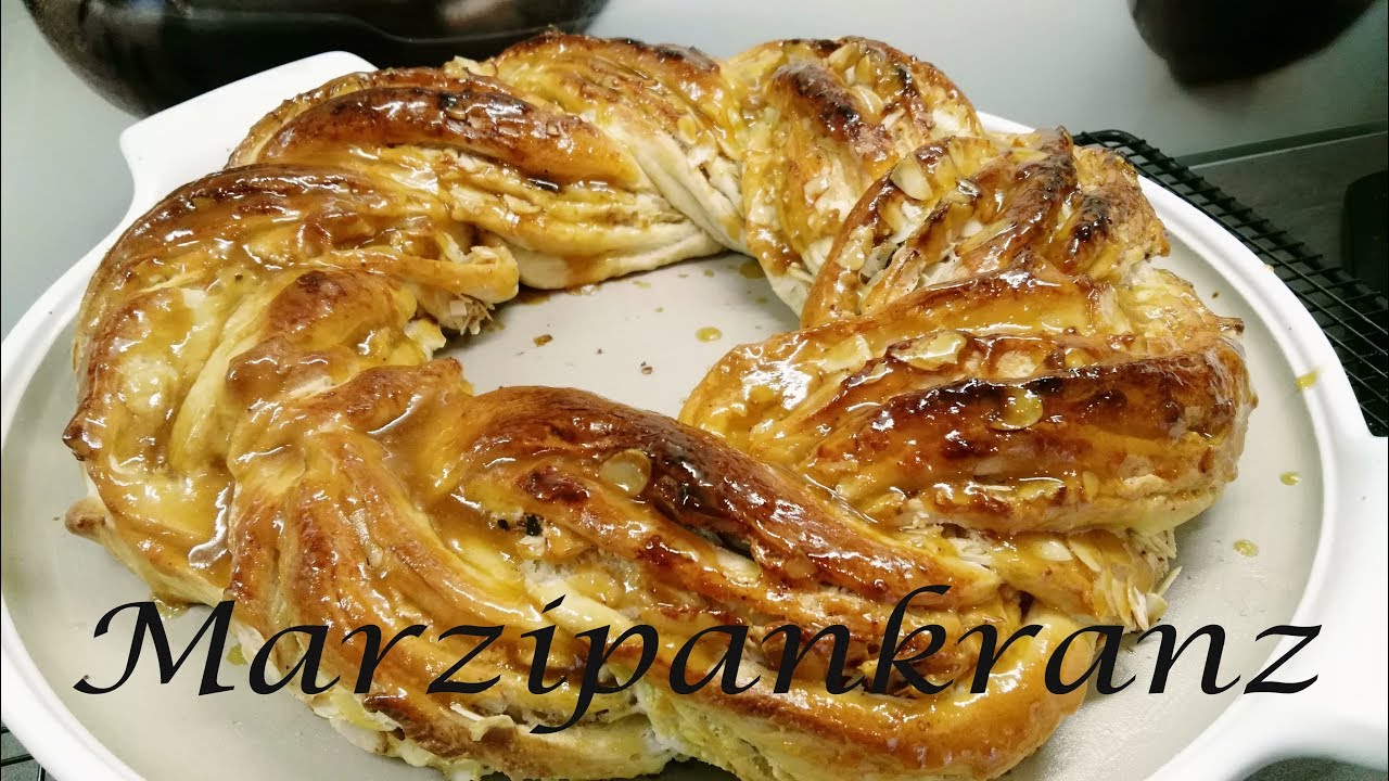 Thermomix® TM5  Marzipankranz