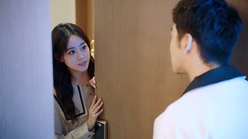 陆漓偶遇帅气师哥，轻松搞定工作，姜逸城恐怕是没戏了！💕|Cute Programmer