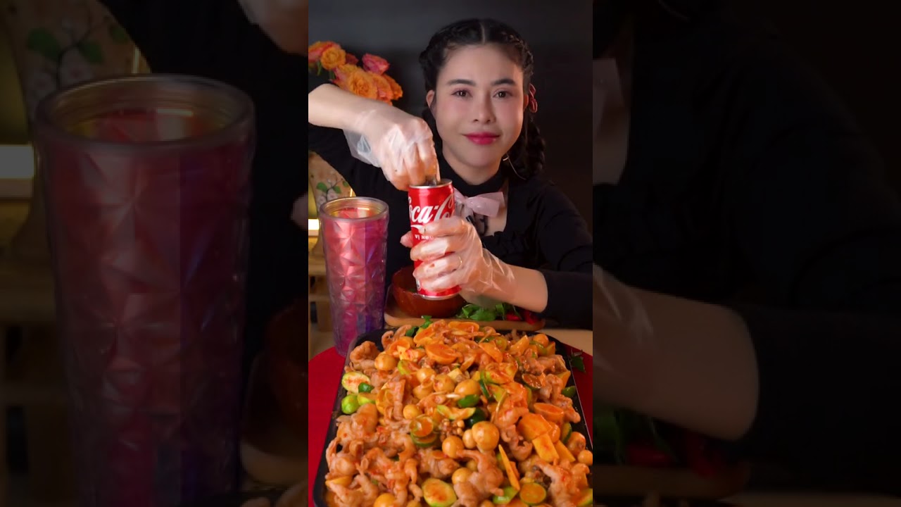 Mukbang Chân gà trứng non sốt thái#mukbang#viviti #food 