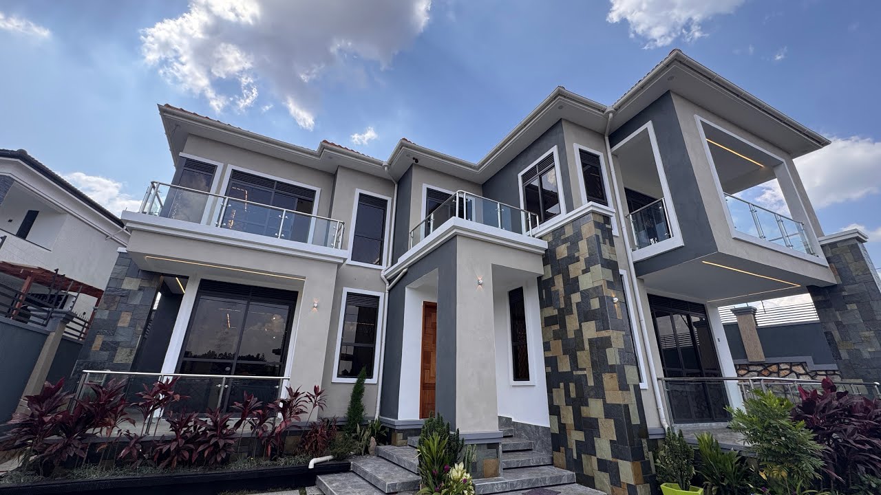 LUXURY LIVING DEFINED IN KOMAMBOGA 1.4B / $390,000 USD