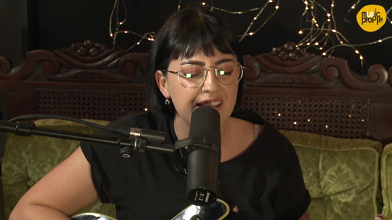 Demi Mitchell - Plaything (Music People live from Sawtooth Studios Newcastle)