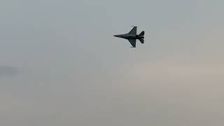 USAF F-16 Viper Demo and Heritage Flight with 2 P-51s and a P-38 at EAA Airventure Oshkosh 2021!