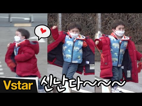 &amp;#39;놀이터인가 출근길인가&amp;#39; KBS 와서 신난 벤틀리 (FEAT. 샘 해밍턴-윌리엄)