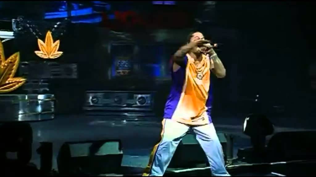 Dr. Dre feat. Eminem & Xzibit - What's The Difference - Live