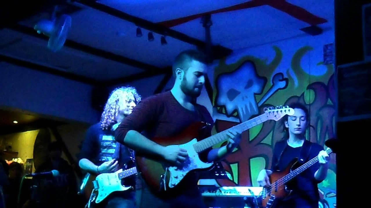 flamenco beach Miguel Gil Band at the Guildford Jazz Club, UK (The Row Barge) 18/03/12.