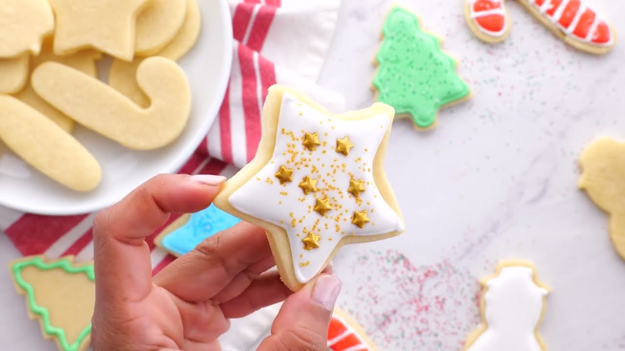 Perfect Cut - Out Sugar Cookies  -  Chew Out Loud
