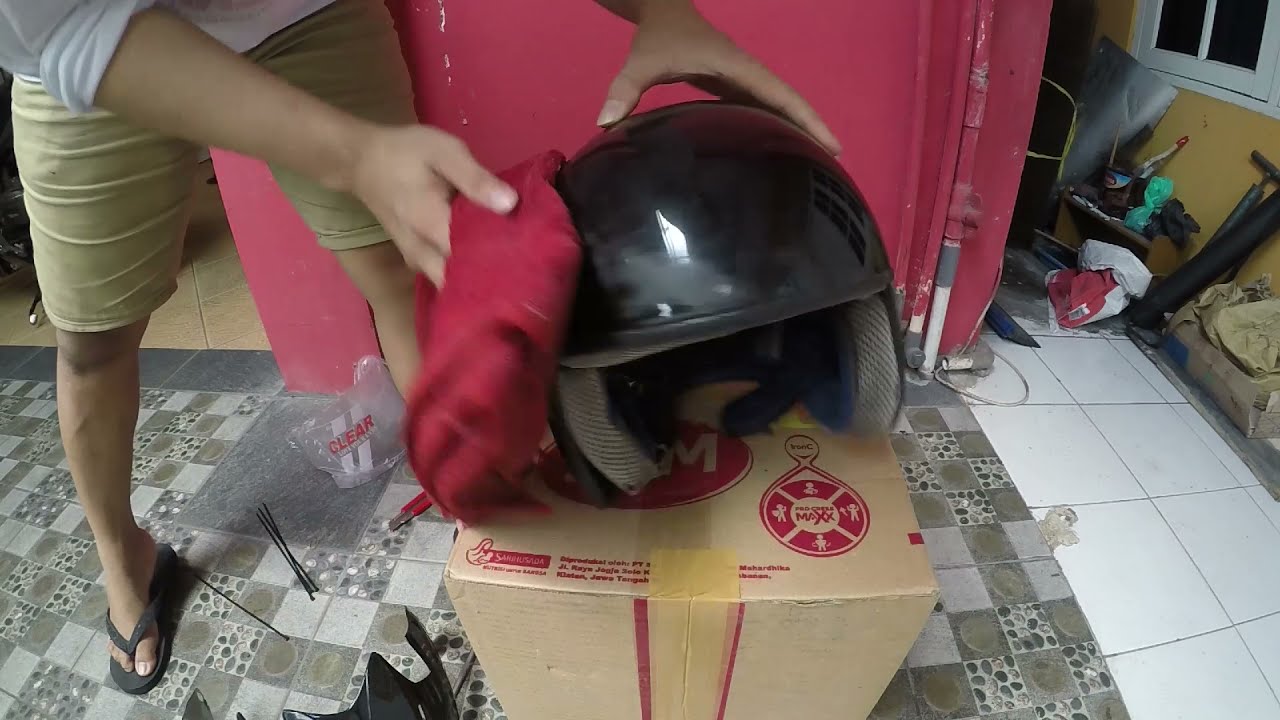 Cara Mengganti Kaca Helm