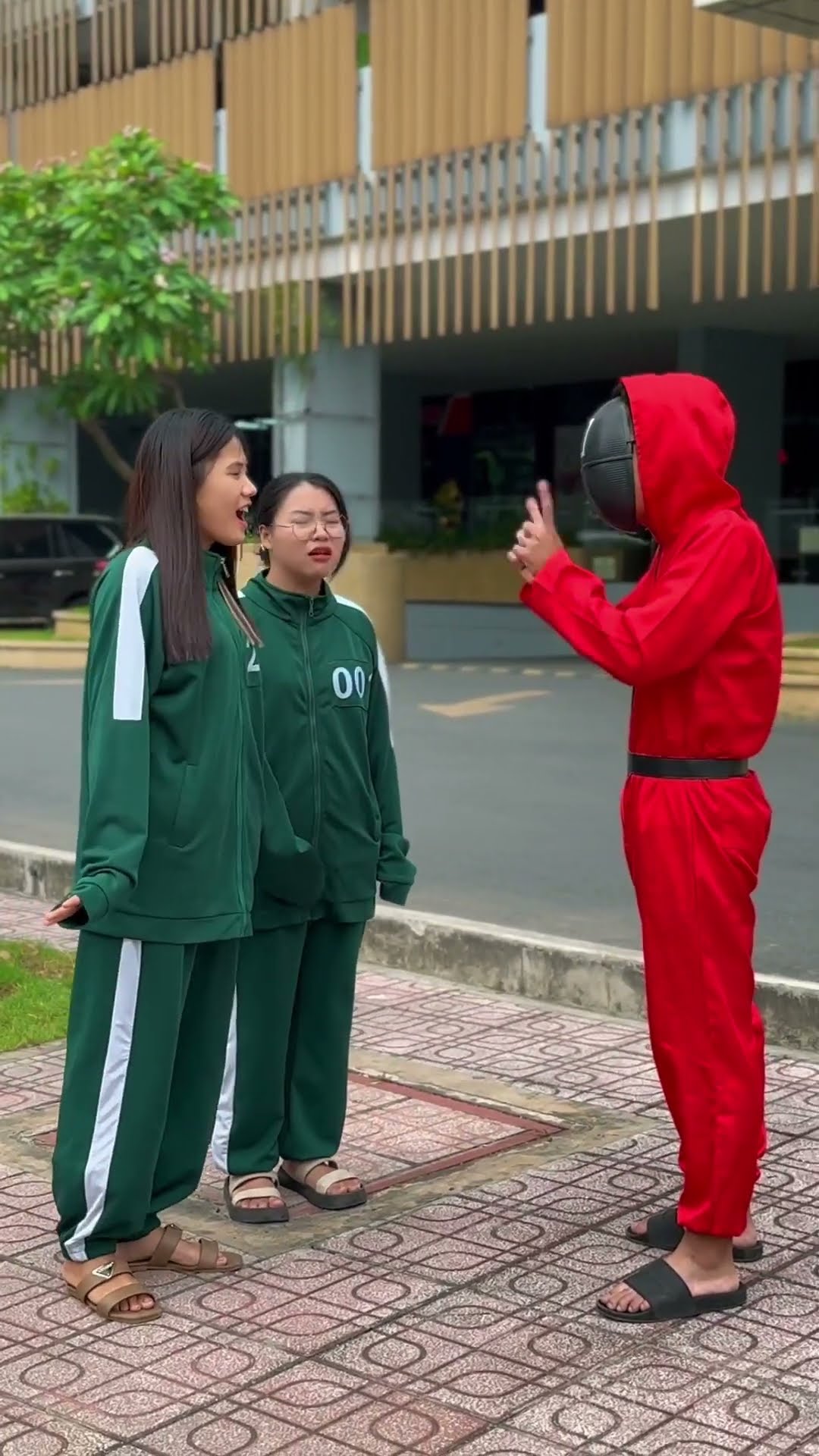 LNF - Squid game phiên bản minion || what's going on? ? #shorts