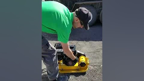How to start and use plate compactor.