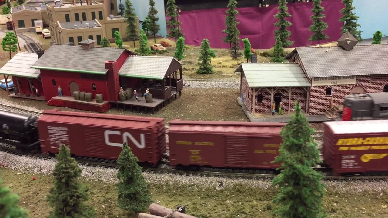Three Trains at the 2016 Manitoba Mega Train Show in Winnipeg YouTube