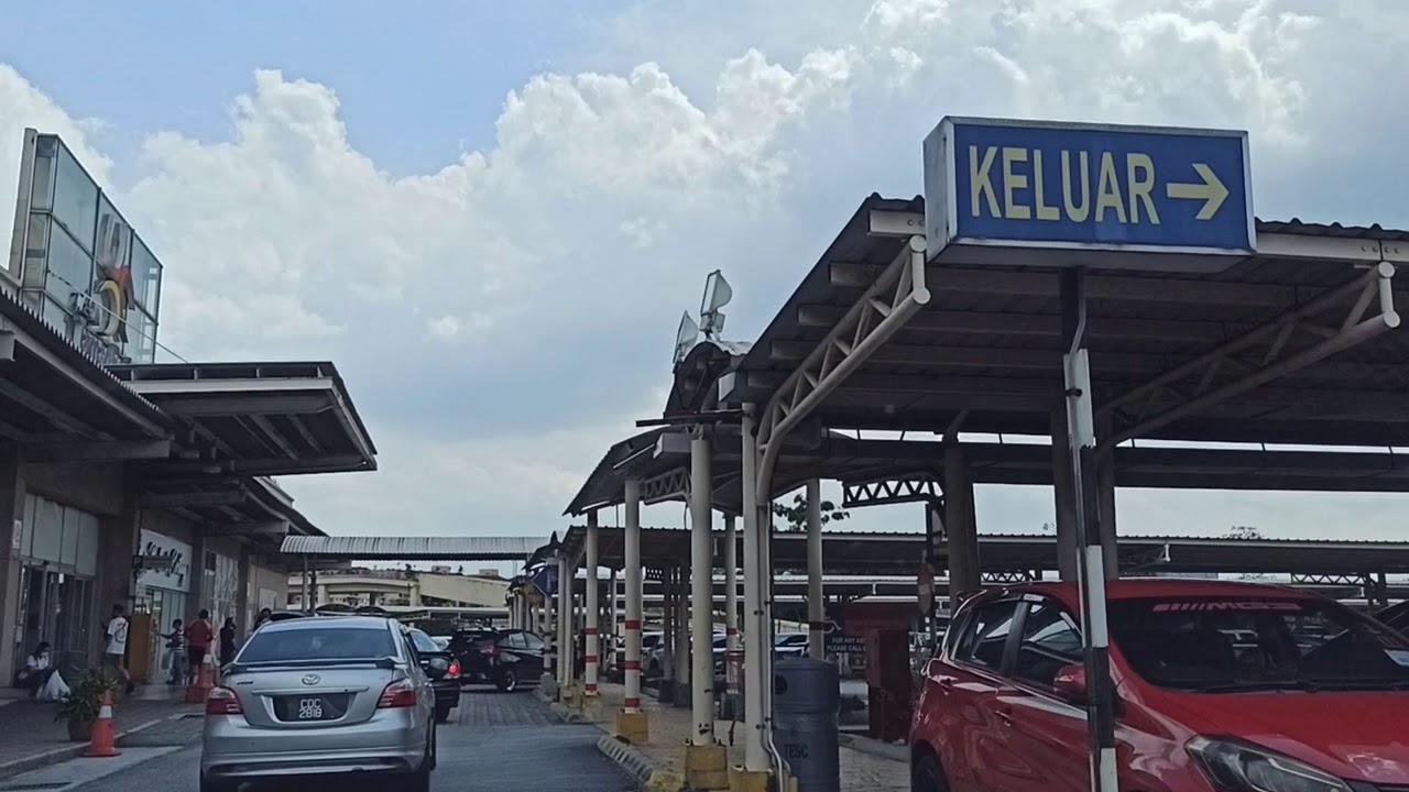 AEON Seri Kembangan | AEON Taman Equine Shopping Centre