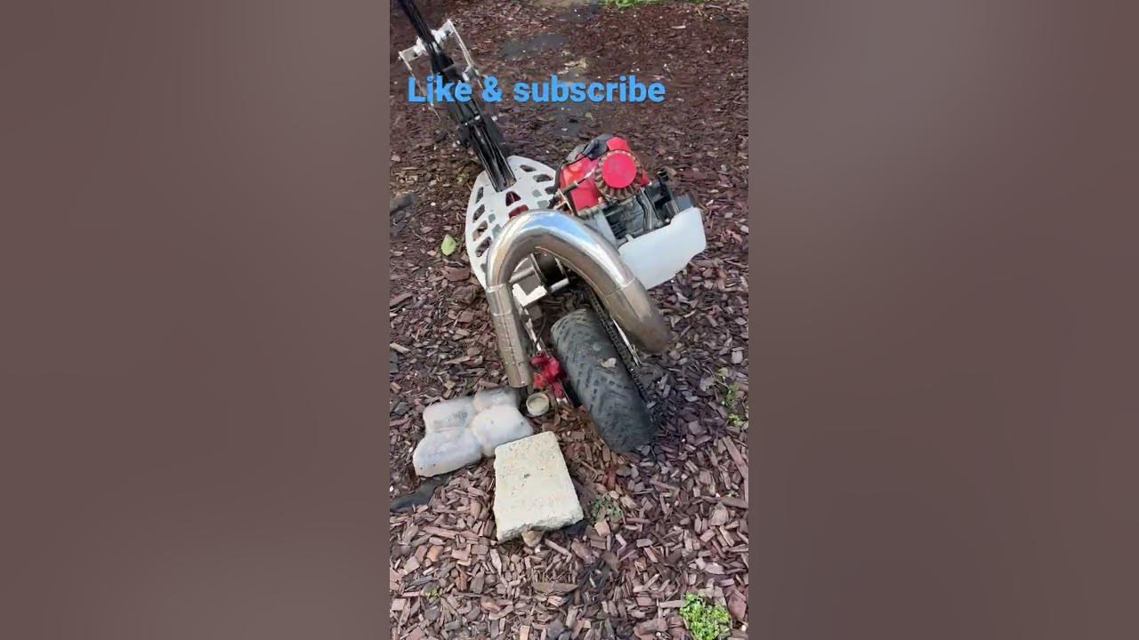 Two-stroke gas scooter - YouTube