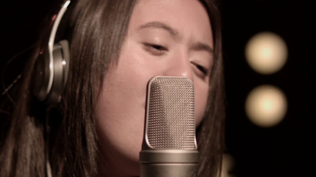 Te Rina Kahle - Keep moving forward