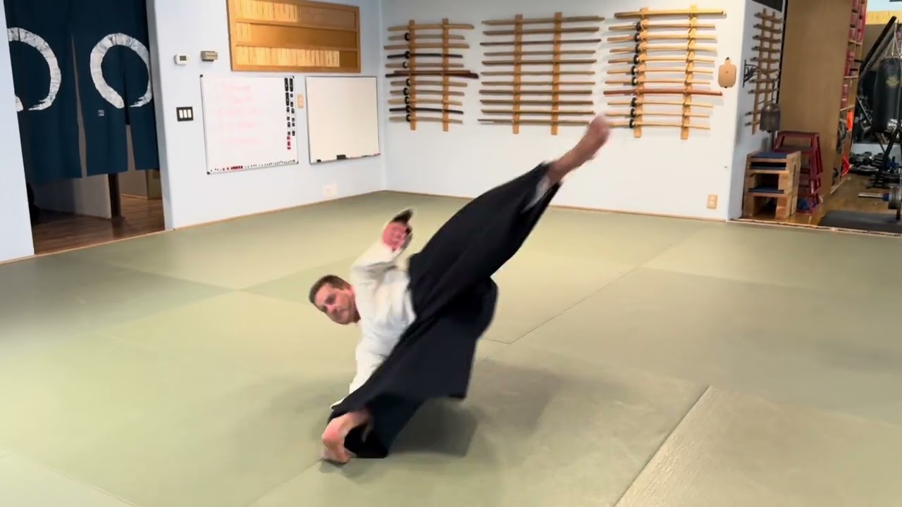 Aikido: Three Major Details on Senshin Aikido's Forward Roll