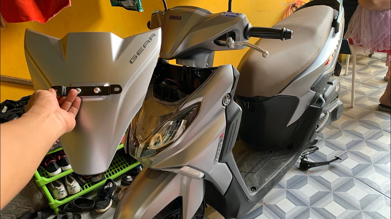 Cara buka body cover lampu depan yamaha gear 2025