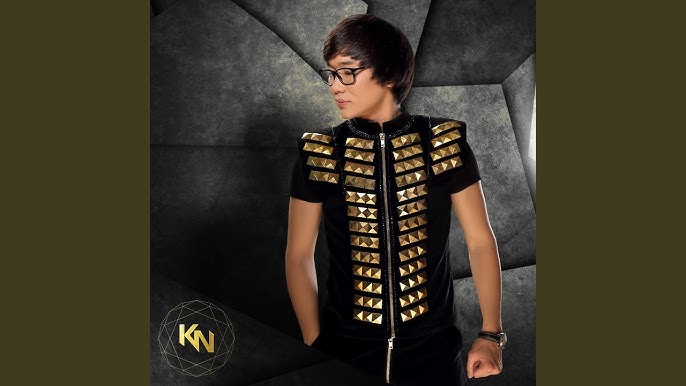 Күйеуім сүйіктімнен кейін мені жалағанды ұнатады.