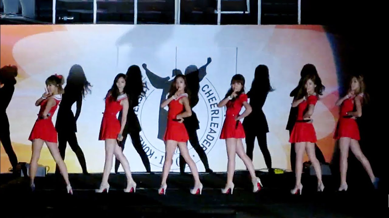 130524 고려대학교 입실렌티 #에이핑크 #HUSH 직캠