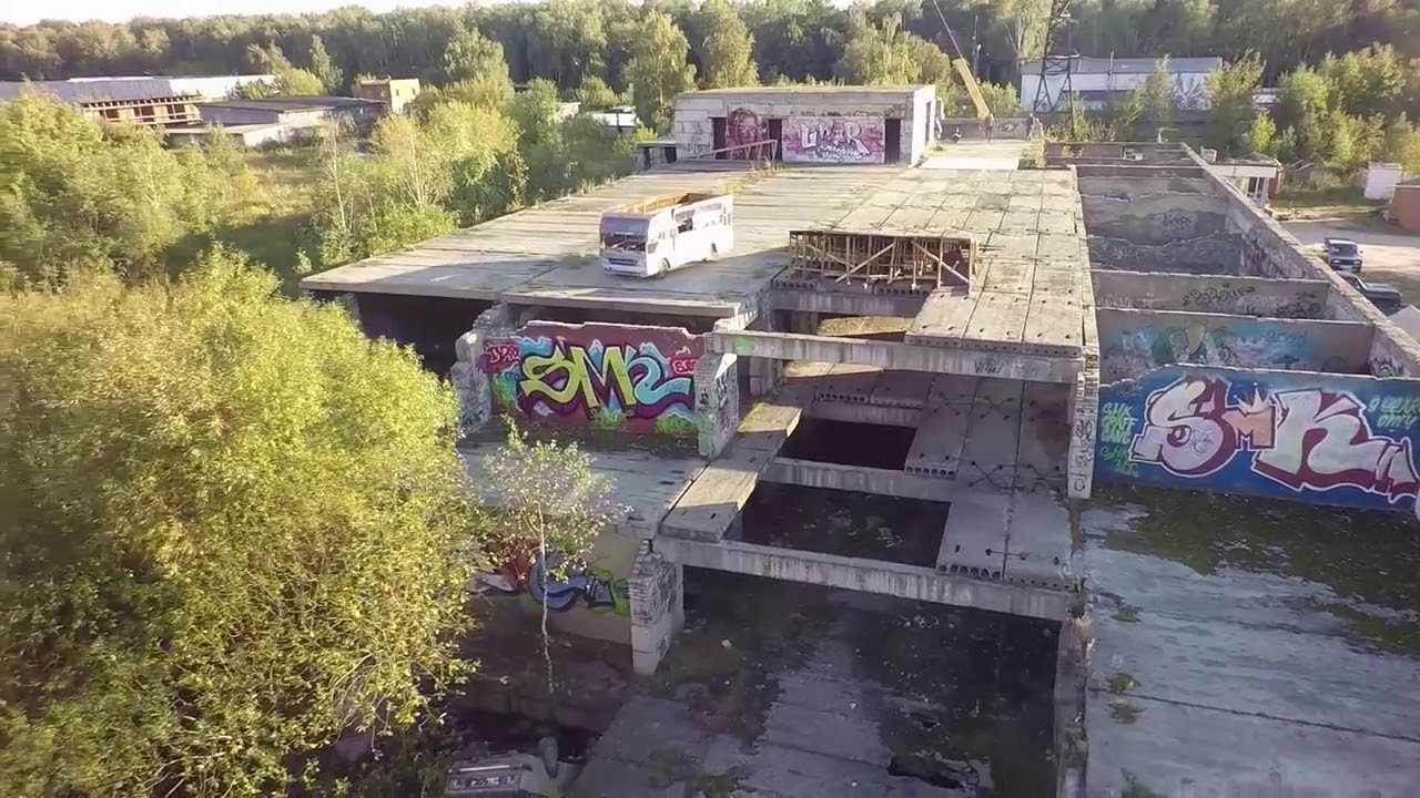 Летающий ВАЗ возрождение . Разбили ваз . Скинули с крыши . БК .Боевая ...