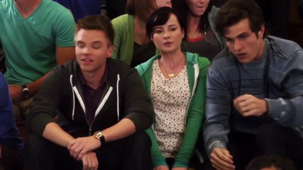 Сериал «Неуклюжая» (2011 - 2016) — Русский трейлер - YouTube