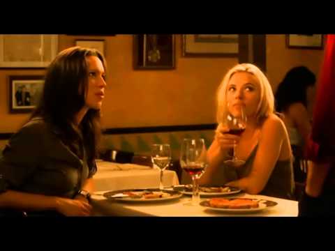 Vicky Cristina Barcelona, escena en restaurante. Castellano