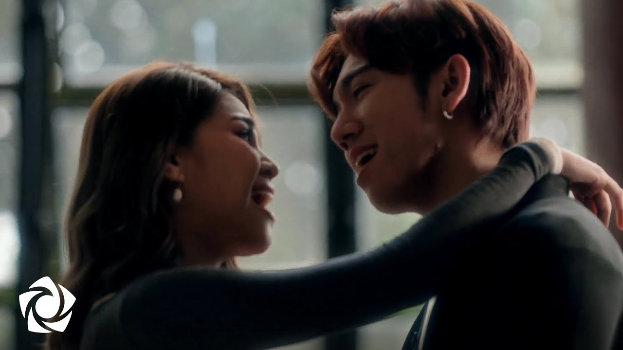 JM Dela Cerna, Marielle Montellano - 'Paano Ba Ang Magmahal' Official Music Video